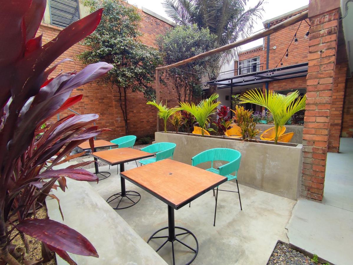 Trip Monkey Chapinero Hostel Bogota Exterior photo