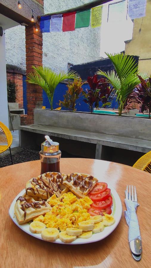 Trip Monkey Chapinero Hostel Bogota Exterior photo