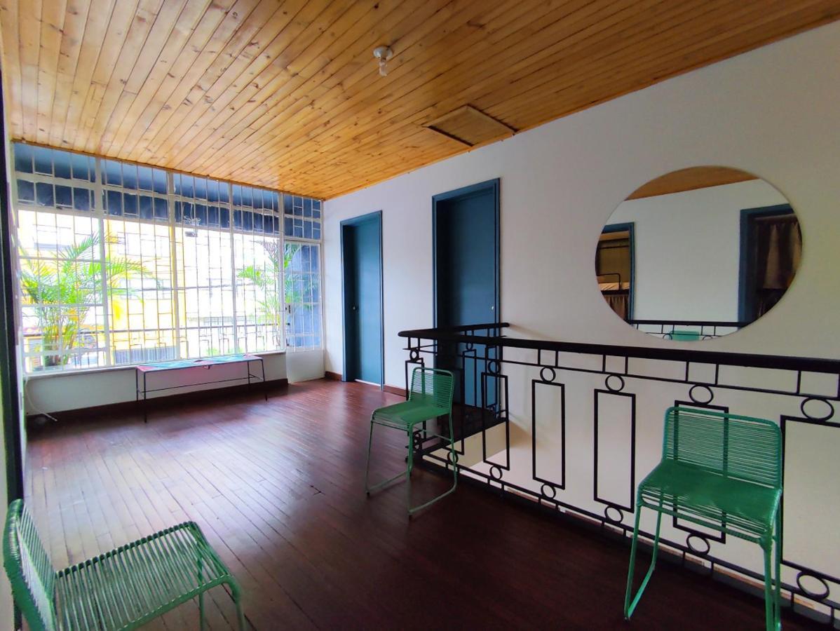 Trip Monkey Chapinero Hostel Bogota Exterior photo